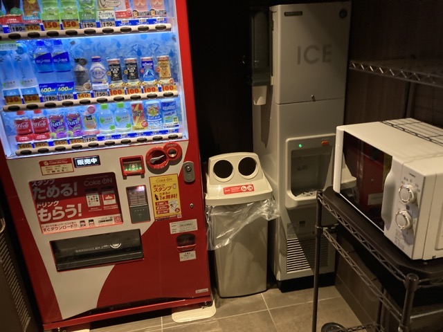 自販機・製氷機・電子レンジ